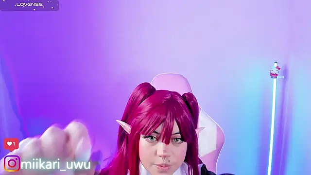 Snapshot of Ahri_Elderwood chatting on 09-28-25, 03:12 Ahri Elderwood online show from 09-28-25, 03:12