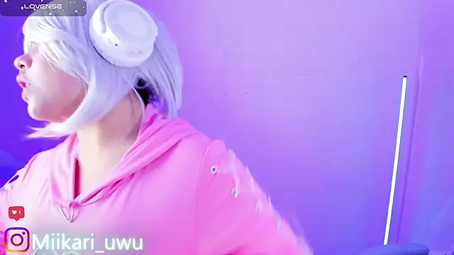 Ahri Elderwood online show from 04-14-26, 04:07