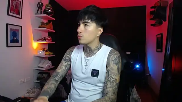 Snapshot of jung_dragon chatting on 10-30-25, 05:09 jung dragon online show from 10-30-25, 05:09