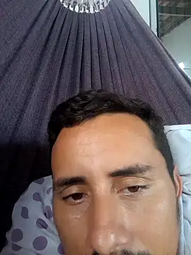 luissilva0071 online show from 02-05-25, 04:14