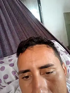 luissilva0071 online show from 02-09-25, 06:58