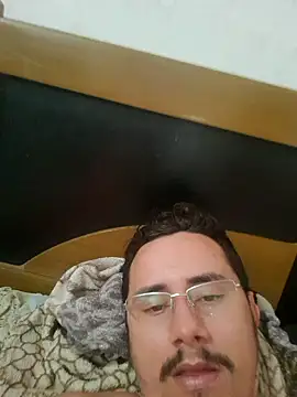 luissilva0071 online show from 09-10-25, 11:43