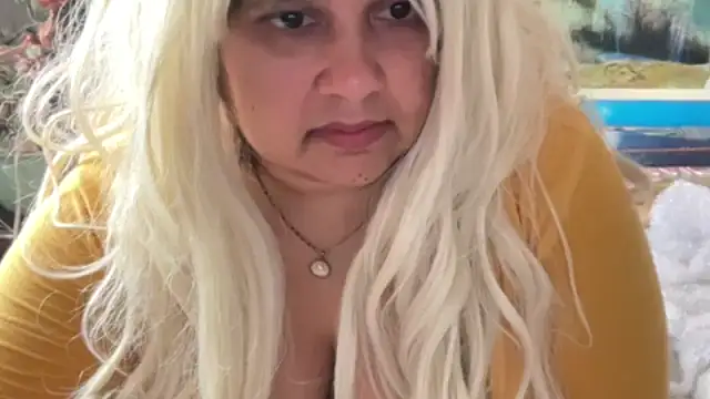 MelanieFawker online show from 09-10-25, 02:28