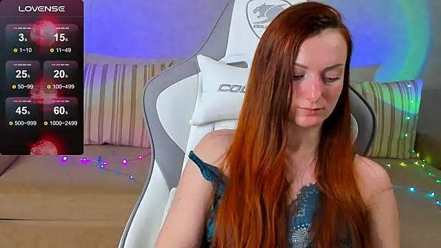 Snapshot of FlamyGold chatting on 10-23-25, 01:05 FlamyGold online show from 10-23-25, 01:05