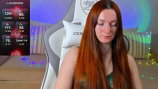 Snapshot of FlamyGold chatting on 10-28-25, 12:36 FlamyGold online show from 10-28-25, 12:36