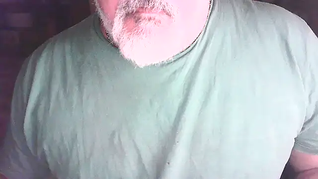 Snapshot of cashot58 chatting on 05-01-26, 04:17 cashot58 online show from 05-01-26, 04:17