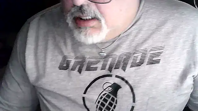 Snapshot of cashot58 chatting on 05-08-26, 10:42 cashot58 online show from 05-08-26, 10:42