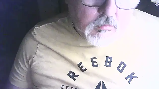 Snapshot of cashot58 chatting on 05-23-26, 03:23 cashot58 online show from 05-23-26, 03:23