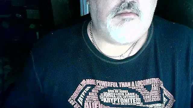 Snapshot of cashot58 chatting on 06-12-26, 09:19 cashot58 online show from 06-12-26, 09:19