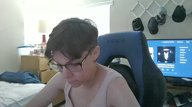 KaliSnow199623 online show from 01-04-25, 10:24