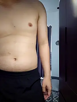 Snapshot of VnSmoker chatting on 12-19-25, 07:37 VnSmoker online show from 12-19-25, 07:37