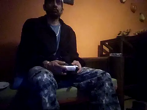 Angel Coronel online show from 01-21-25, 04:43