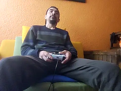 Angel Coronel online show from 02-13-25, 05:33