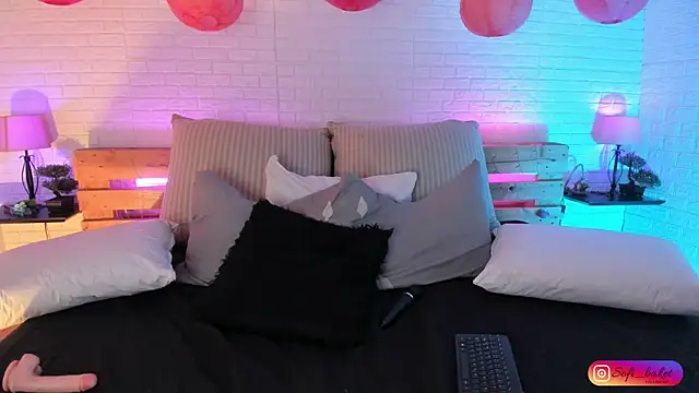 sofi bakerr online show from 03-14-25, 06:07