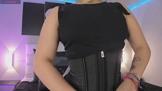 sofi bakerr online show from 10-30-25, 11:33