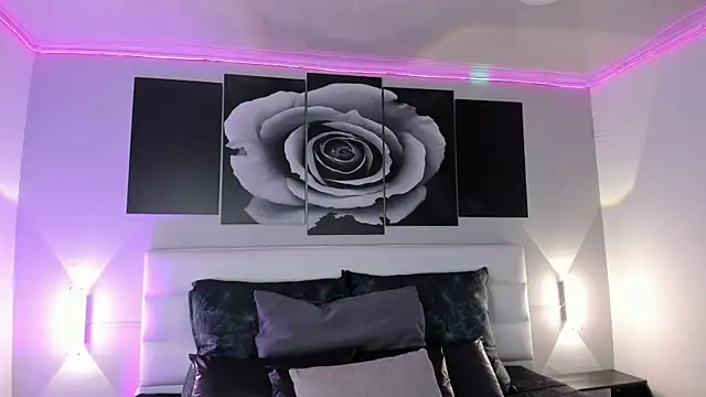 sofi bakerr online show from 11-12-25, 11:43