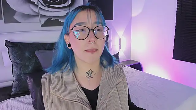 sofi bakerr online show from 12-04-25, 11:41