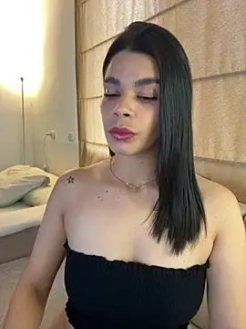 Snapshot of DaryRos chatting on 06-17-26, 09:16 DaryRos online show from 06-17-26, 09:16