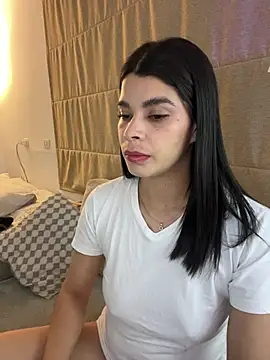 Snapshot of DaryRos chatting on 07-04-26, 11:00 DaryRos online show from 07-04-26, 11:00