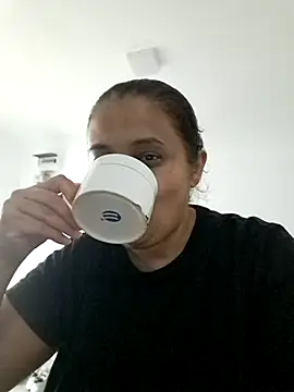 sarahhh1987 online show from 10-01-25, 08:20