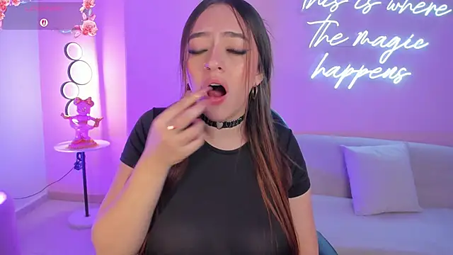 BellaRose X online show from 03-23-25, 06:37