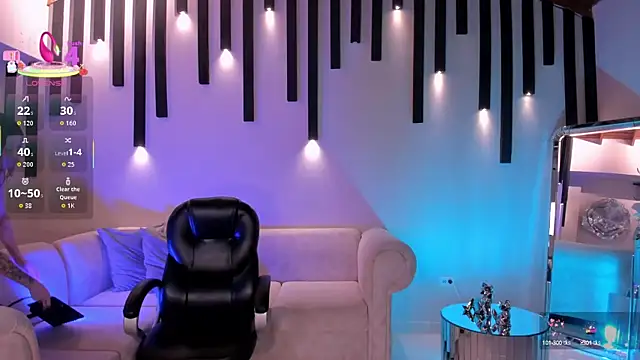 ViolettHansson online show from 09-11-25, 06:19