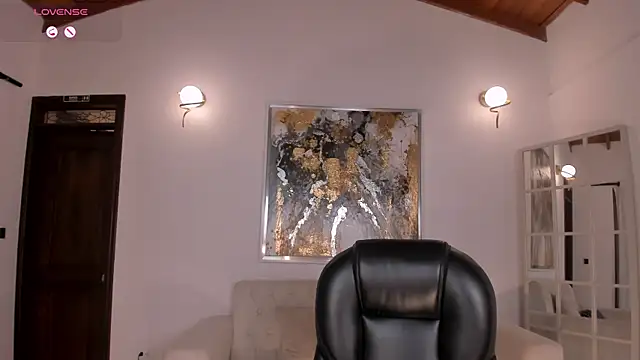 AliceHarper  online show from 03-22-25, 05:39