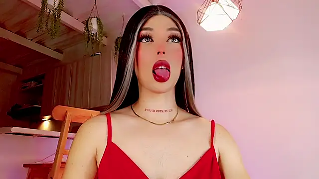 Snapshot of Marian_LV chatting on 02-08-25, 07:37 Marian LV online show from 02-08-25, 07:37