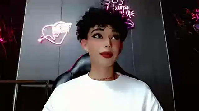 Snapshot of Marian_LV chatting on 11-28-25, 07:27 Marian LV online show from 11-28-25, 07:27