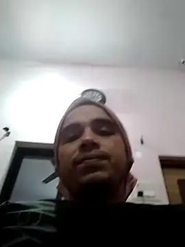 Snapshot of roadtucker123 chatting on 12-16-24, 09:09 roadtucker123 online show from 12-16-24, 09:09