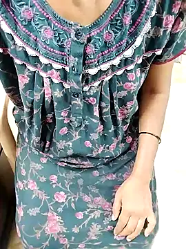 Snapshot of sexyrapa chatting on 12-17-24, 01:50 sexyrapa online show from 12-17-24, 01:50