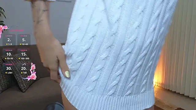 Snapshot of ScarlletFoxx chatting on 10-23-25, 11:24 ScarlletFoxx online show from 10-23-25, 11:24