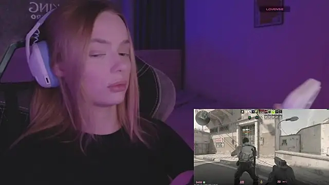 Snapshot of _MayShy_ chatting on 09-12-25, 06:52 MayShy online show from 09-12-25, 06:52