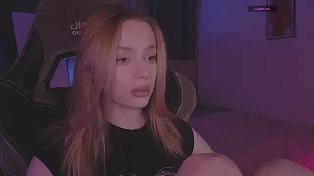 Snapshot of _MayShy_ chatting on 09-16-25, 08:54 MayShy online show from 09-16-25, 08:54