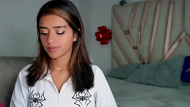 Rebecca 055 online show from 11-30-25, 11:20