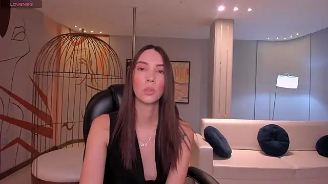 Snapshot of AnaisNin chatting on 03-14-25, 11:12 AnaisNin online show from 03-14-25, 11:12