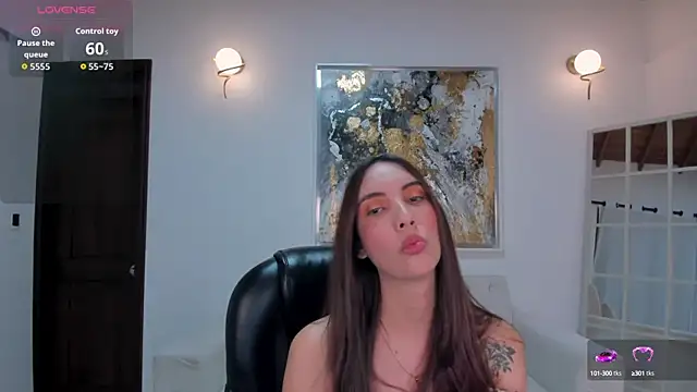 Snapshot of AnaisNin chatting on 10-03-25, 03:58 AnaisNin online show from 10-03-25, 03:58