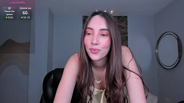 Snapshot of AnaisNin chatting on 10-03-25, 08:39 AnaisNin online show from 10-03-25, 08:39