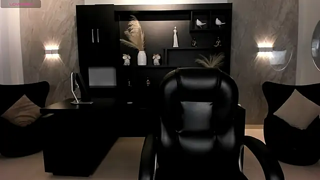 Snapshot of AnaisNin chatting on 10-29-25, 02:58 AnaisNin online show from 10-29-25, 02:58