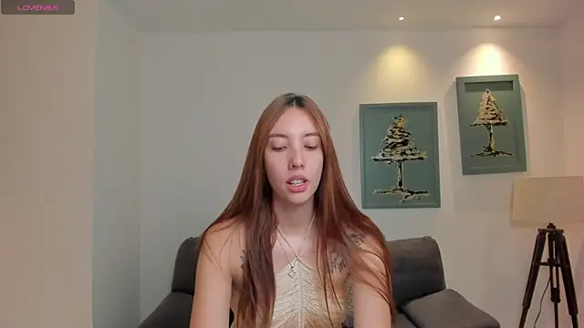 Snapshot of AnaisNin chatting on 06-27-26, 11:37 AnaisNin online show from 06-27-26, 11:37