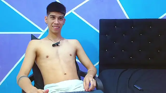 Snapshot of jhony-sex chatting on 12-24-24, 05:05 jhony-sex online show from 12-24-24, 05:05