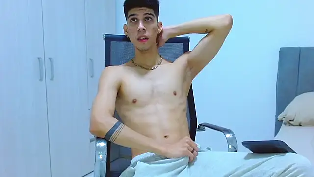 Snapshot of jhony-sex chatting on 10-18-25, 03:42 jhony-sex online show from 10-18-25, 03:42