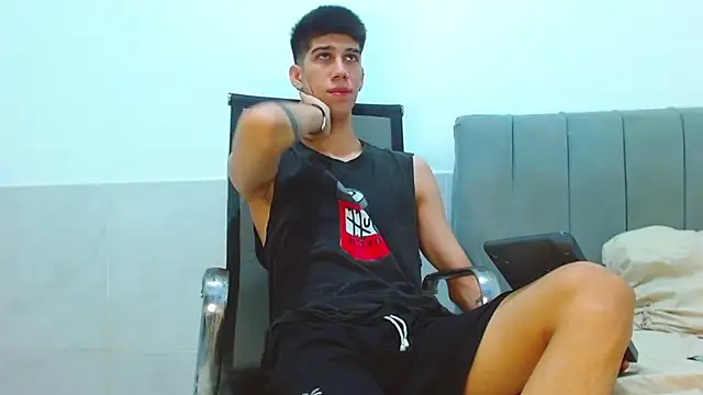 jhony-sex online show from 05-07-26, 06:30