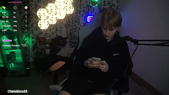 twinkben online show from 09-09-25, 07:57