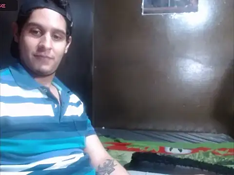 blackwolf whitebee online show from 10-24-25, 03:58