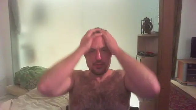 Snapshot of Mike_12hot chatting on 10-03-25, 08:28 Mike 12hot online show from 10-03-25, 08:28