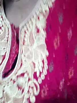 Snapshot of Bengoli--bhabhi chatting on 02-15-25, 01:38 Bengoli--bhabhi online show from 02-15-25, 01:38