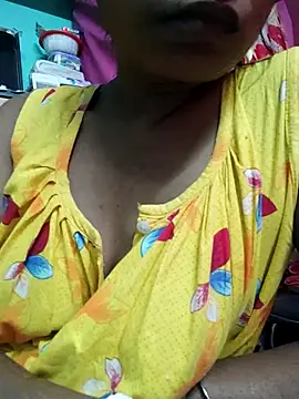 Snapshot of Bengoli--bhabhi chatting on 02-26-25, 08:37 Bengoli--bhabhi online show from 02-26-25, 08:37