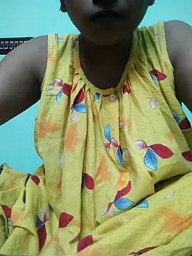 Snapshot of Bengoli--bhabhi chatting on 03-01-25, 02:23 Bengoli--bhabhi online show from 03-01-25, 02:23