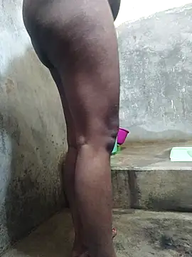 Snapshot of Bengoli--bhabhi chatting on 03-08-25, 03:17 Bengoli--bhabhi online show from 03-08-25, 03:17